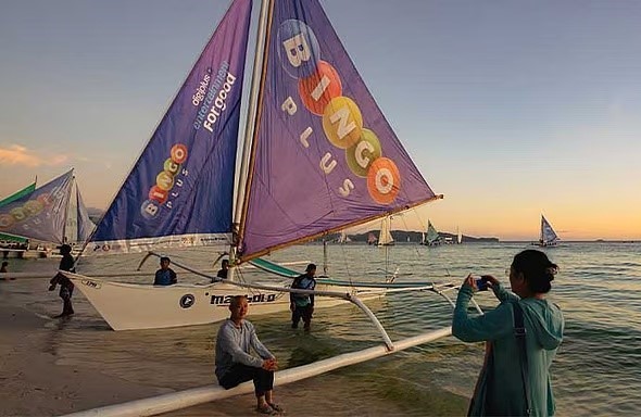 BingoPlus Brings Summer Energy to Boracay with LaBoracay Paraw Campaign